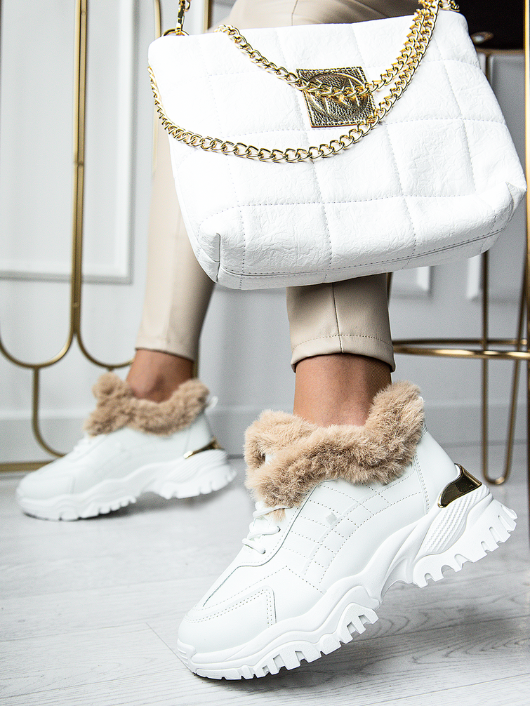 Jakie sneakersy 2022 damskie?