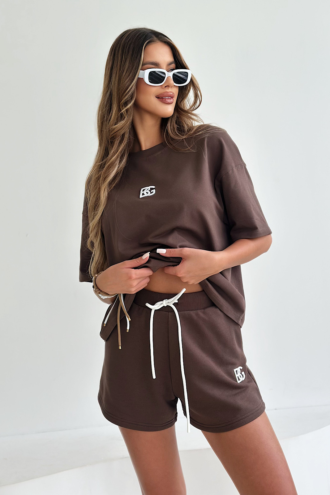 T-SHIRT DAMSKI BG NEXT | CZEKOLADOWY