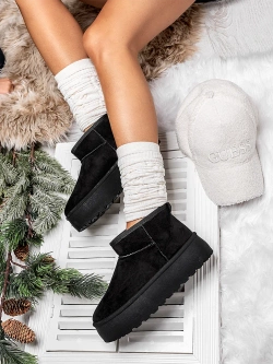 Damskie czarne śniegowce zamszowe na grubej podeszwie TL242