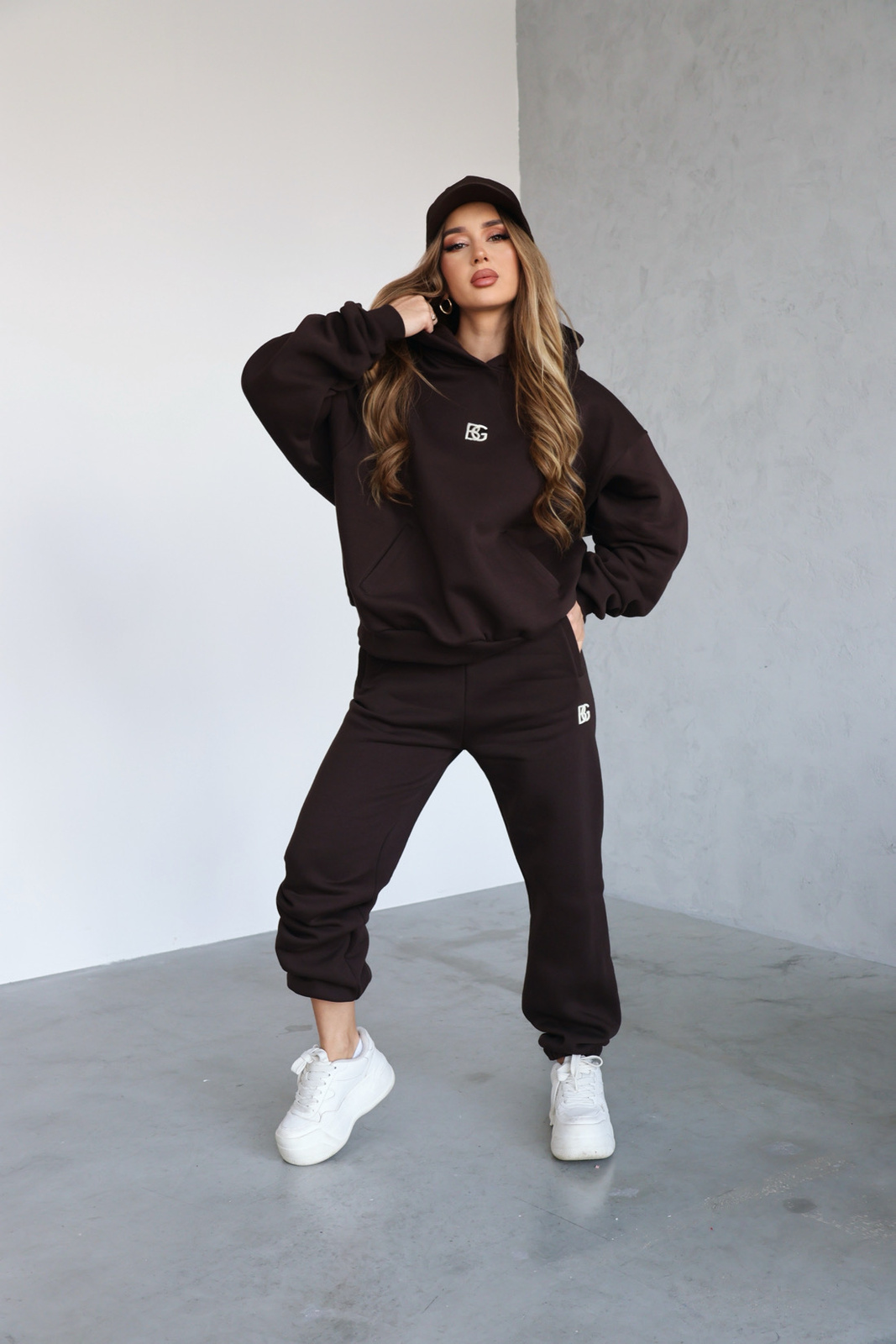 Dres damski BG Benny | gorzka czekolada