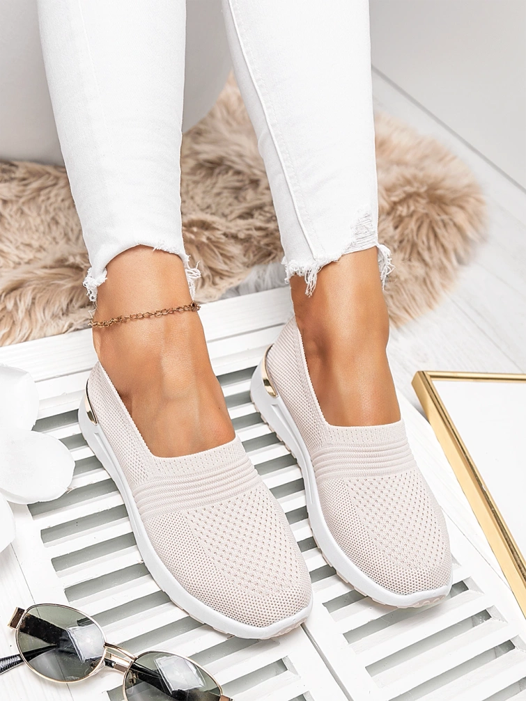 Damskie buty sportowe beżowe KB210-39