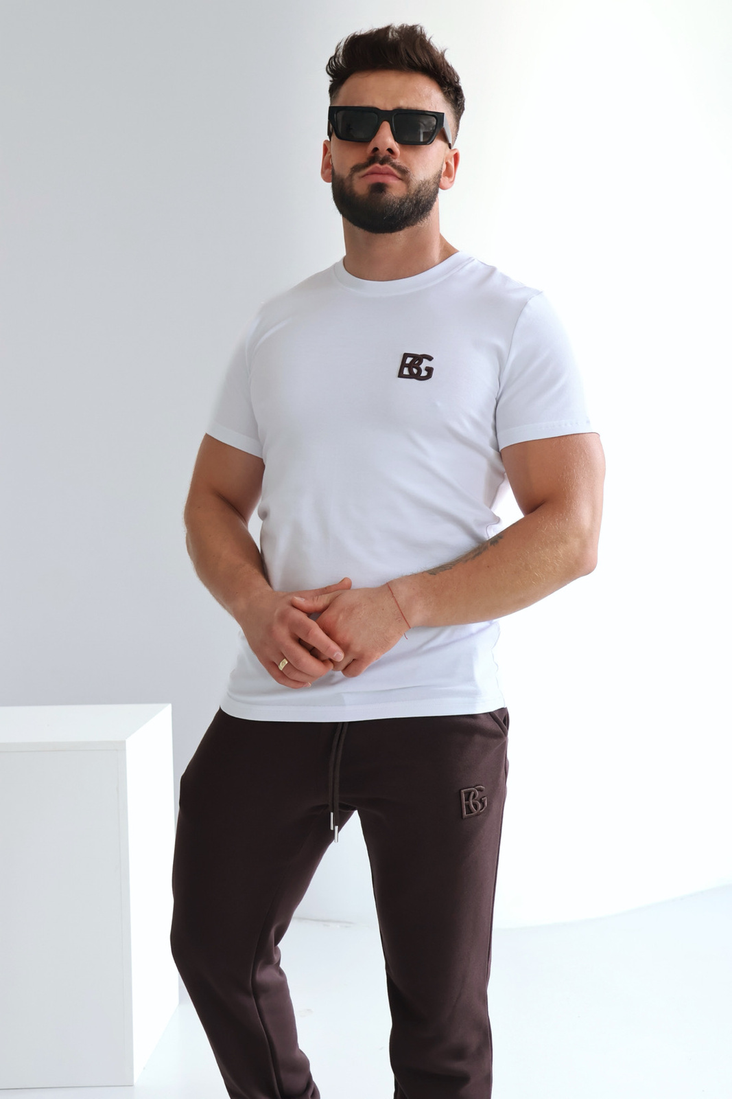 T-Shirt męski BG Bond | biały-gorzka czekolada