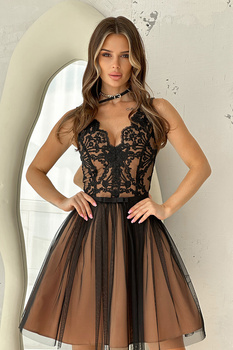 SUKIENKA LEKKO ROZKLOSZOWANA CZARNO-BEŻOWA