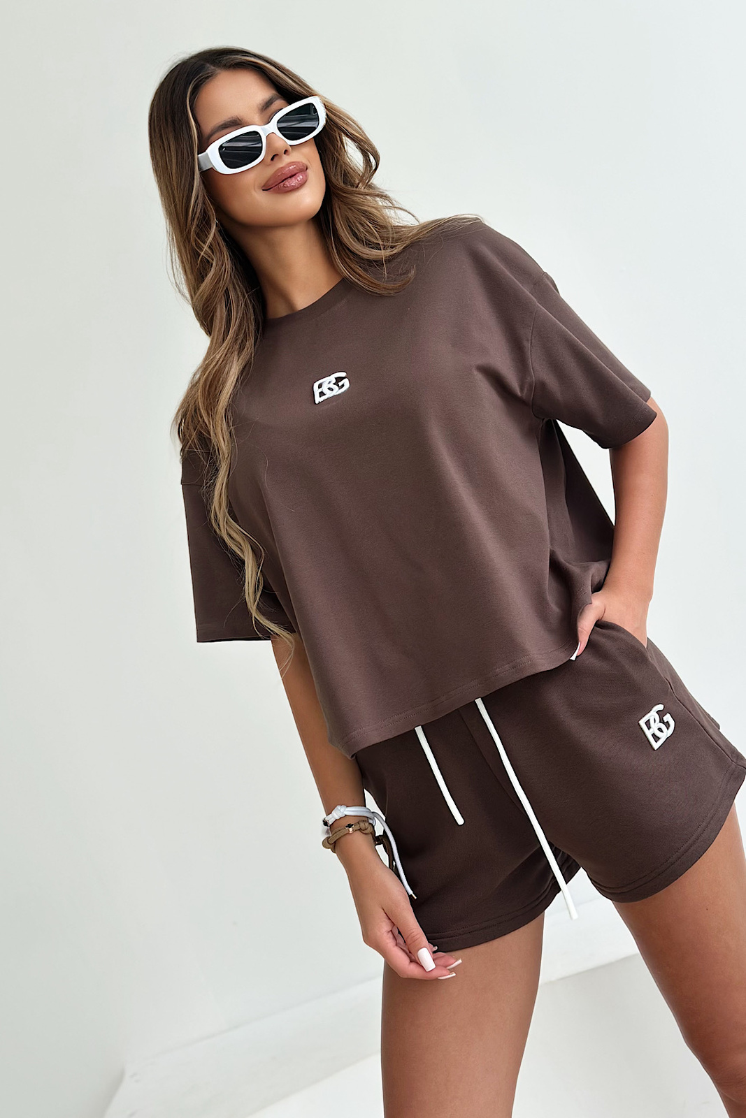 T-SHIRT DAMSKI BG NEXT | CZEKOLADOWY