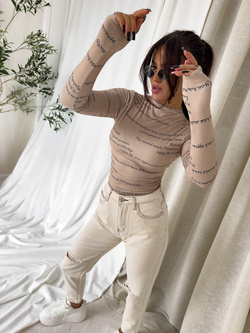 Jeansy MOM FIT HOLES – jasny beż