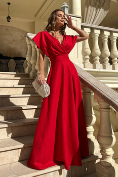 SUKIENKA Z ZAKRYTYMI RAMIONAMI CZERWONA