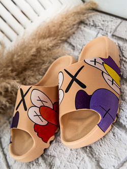 Damskie klapki beżowe CK240-63