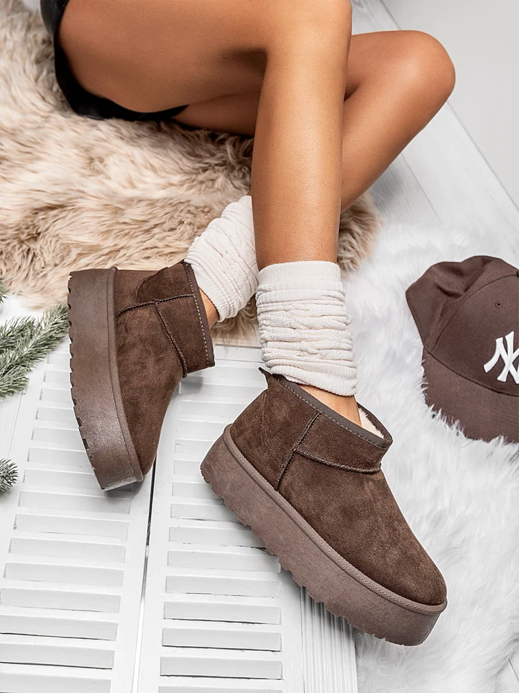 Damskie brązowe śniegowce zamszowe na grubej podeszwie TL242-1