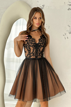 SUKIENKA LEKKO ROZKLOSZOWANA CZARNO-BEŻOWA