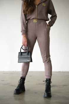 DRES DAMSKI BG NEW ESSENTIAL | JASNY BRĄZ