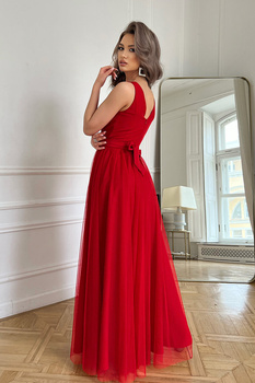 DŁUGA SUKIENKA Z ROZCIĘCIEM NA NODZE CZERWONA