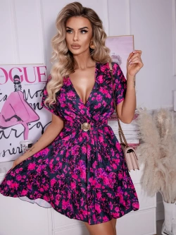 Krótka sukienka lekko rozkloszowana z paskiem Emilia