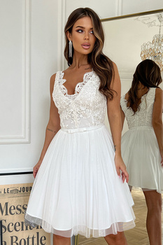 SUKIENKA LEKKO ROZKLOSZOWANA ECRU