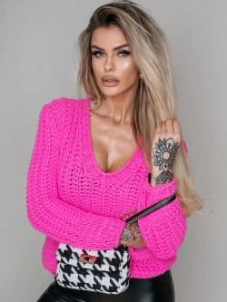 Damski krótki sweter różowa landrynka 1846R