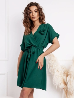 Klasyczna sukienka do kolan Bologna