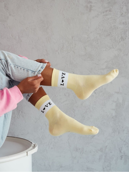 Skarpetki damskie LOVE - szeroki pasek 0200.149, Kolor Żółty, Rozmiar 37-41