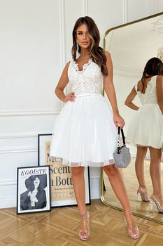 SUKIENKA LEKKO ROZKLOSZOWANA ECRU