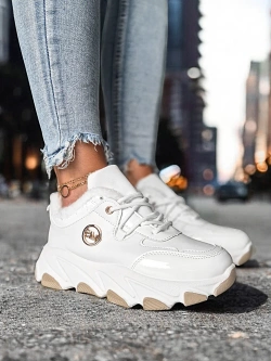 Damskie lakierowane sneakersy ocieplane białe YK113-9