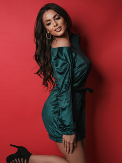 Sukienka welurowa zielona 621Z