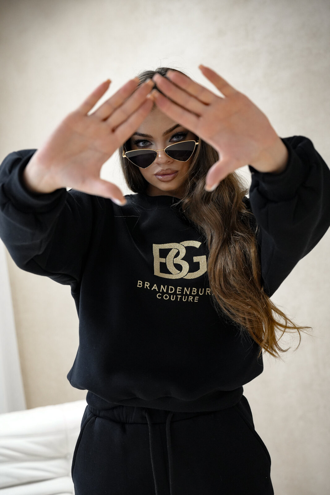 DRES DAMSKI BG CINAMOON | CZARNY