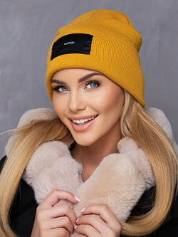 Damska musztardowa czapka Kalix 007