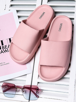 Damskie jasnoróżowe klapki na grubej podeszwie DZ213-11