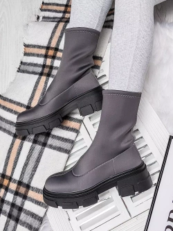 Damskie botki grafitowe na grubej podeszwie TL235-26