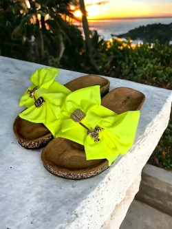 Damskie klapki żółte neonowe z kokardą DZ125-62