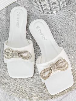 Damskie klapki białe P4487B